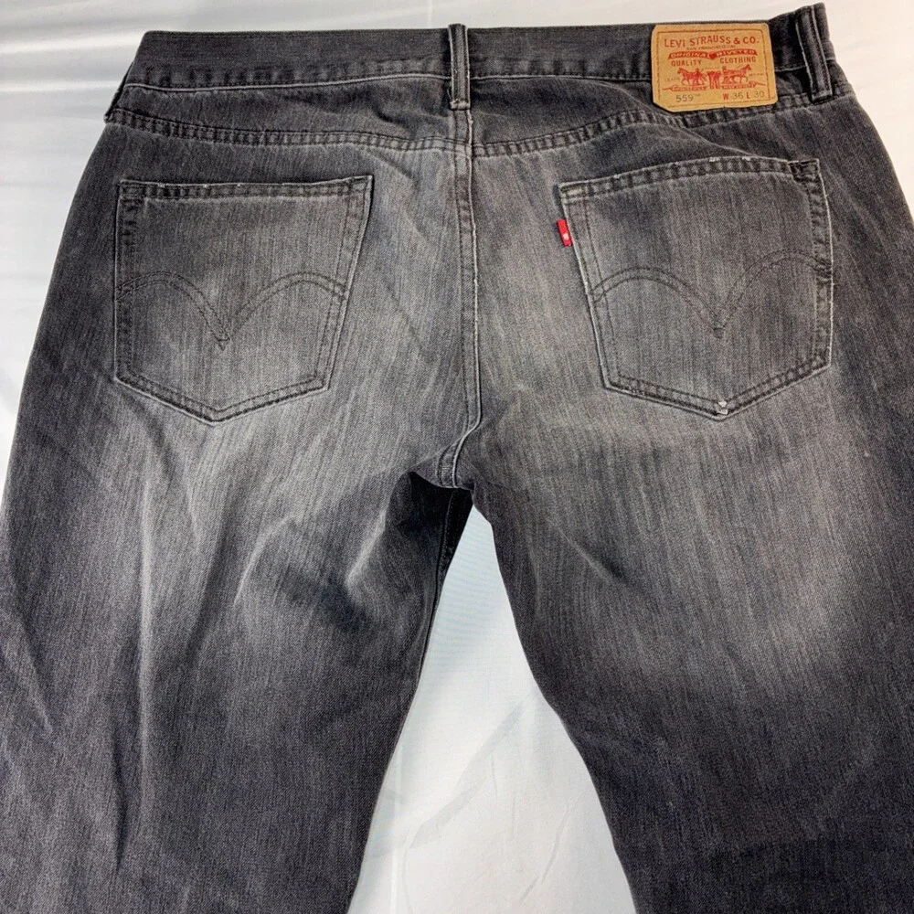 Levi’s Relaxed Straight 559 Dark Wash Jeans Men’s 36x30 Y2K - Picture 13 of 15